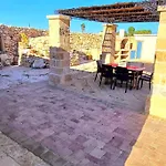 Pajara Enka